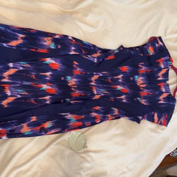 French connection design - Picture 3 of 3